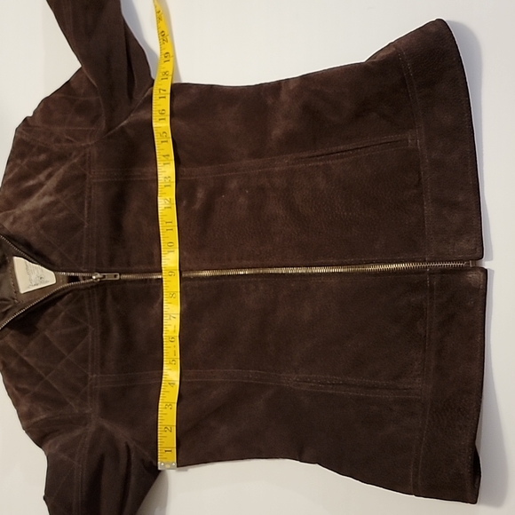 🧡Suede Ruff Hewn Leather Jacket with Quilted Accents on Yolks/Sleeves - Picture 9 of 15